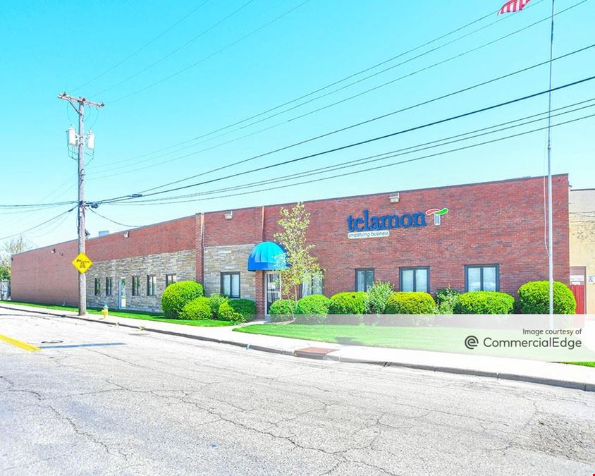 516 & 600 North Irwin Street