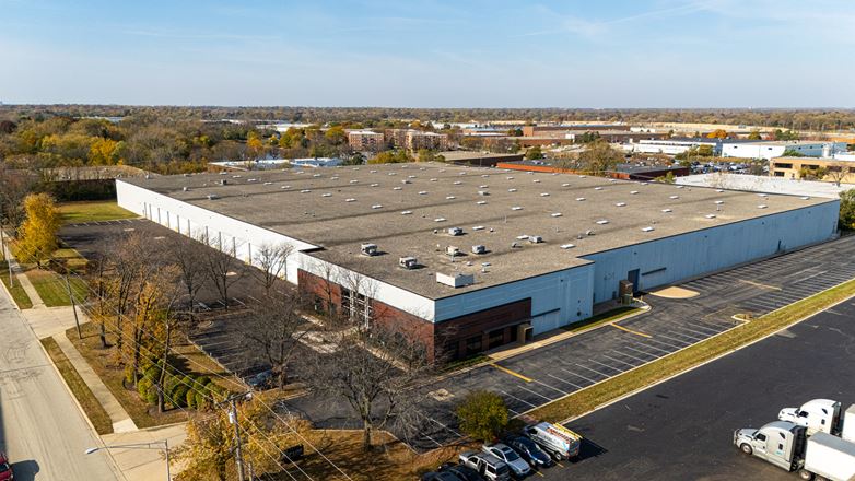 Preview of Industrial space for Rent at 1455 W Thorndale Avenue