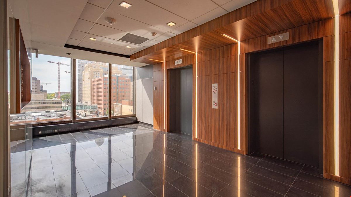 206 South Broadway Professional Building