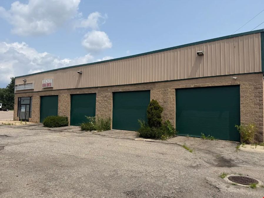 Auto Sales Facility with Separate Repair Building
