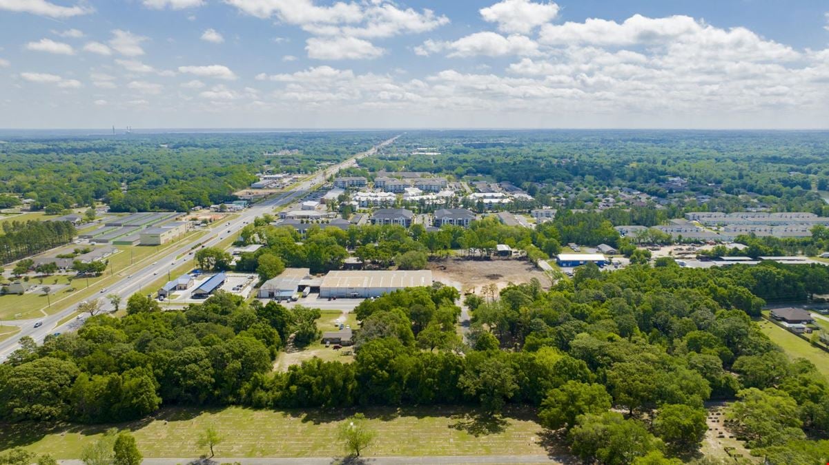 7.1 Acre Corner on Nine Mile Rd.