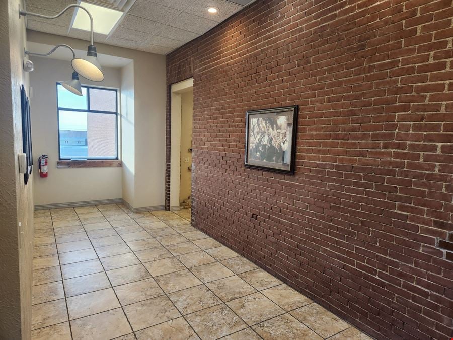 521 E Main Ave - Suite 200 & 320