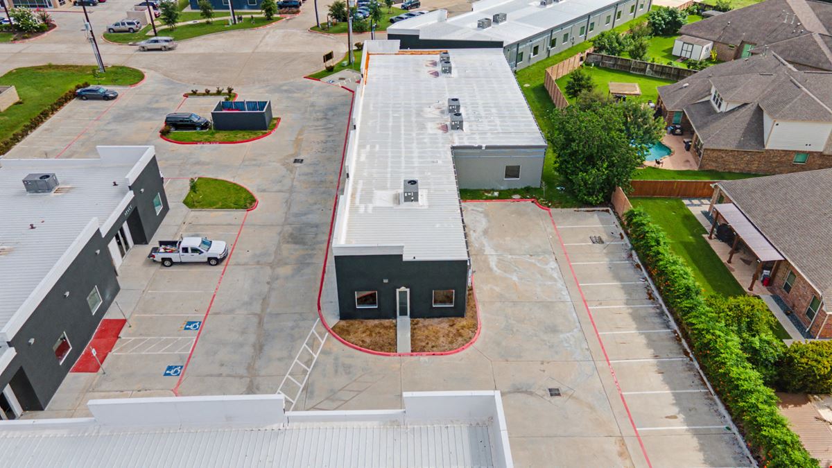 Modern Office Building in West Houston Submarket