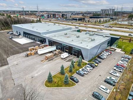 Preview of commercial space at 50