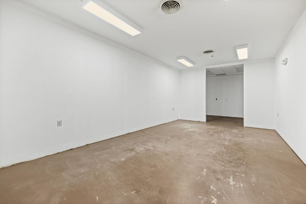 Mt Rushmore Road Office & Retail Flex Space