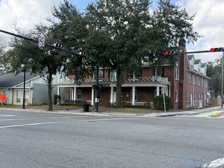 Group Housing Opportunity near University