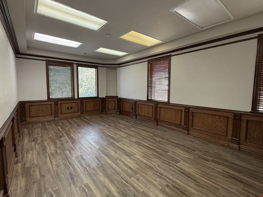 409-411 Harwood Rd