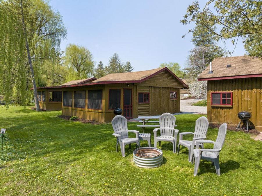 Reed's On The River - Cabin 3