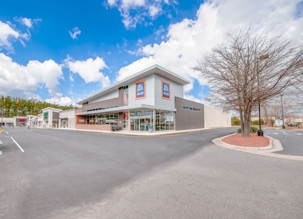 Preview of Retail space for Rent at 1577 General Booth Boulevard