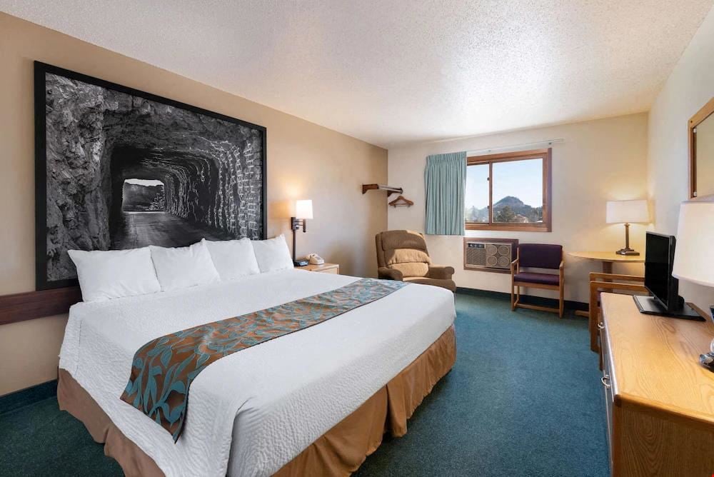 Super 8 by Wyndham Hotels