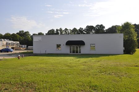 Preview of Industrial space for Rent at 2907 Lee Avenue