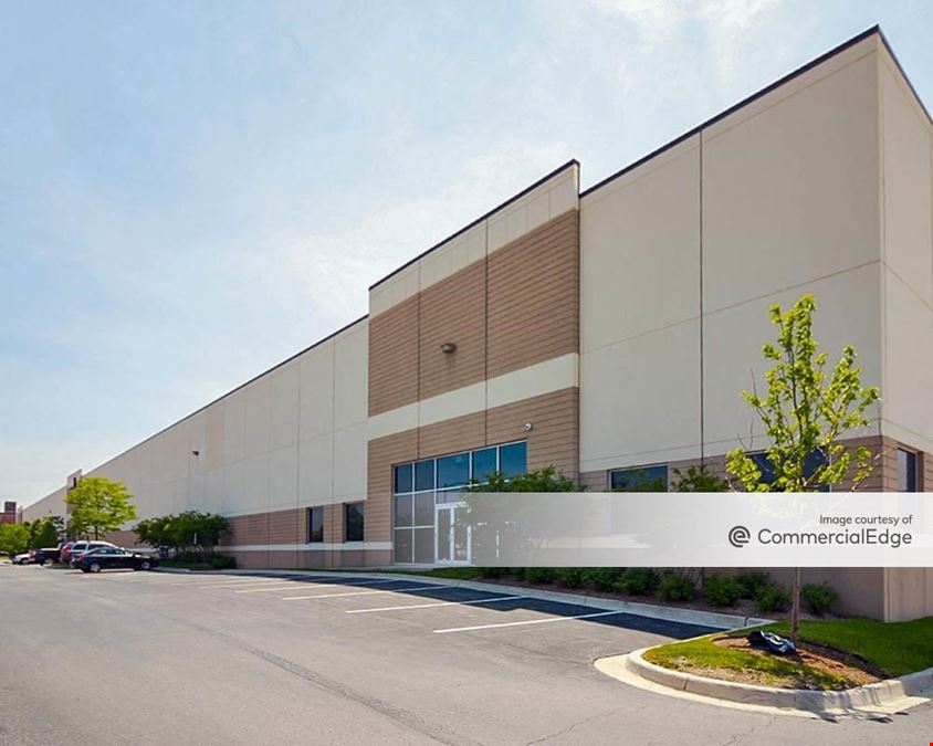 Halsted Pershing Business Center Distribution Building