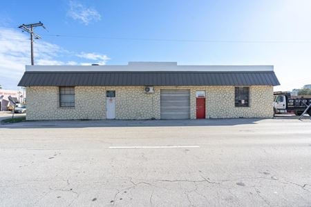 Preview of Industrial space for Rent at 921 N 21 Ave