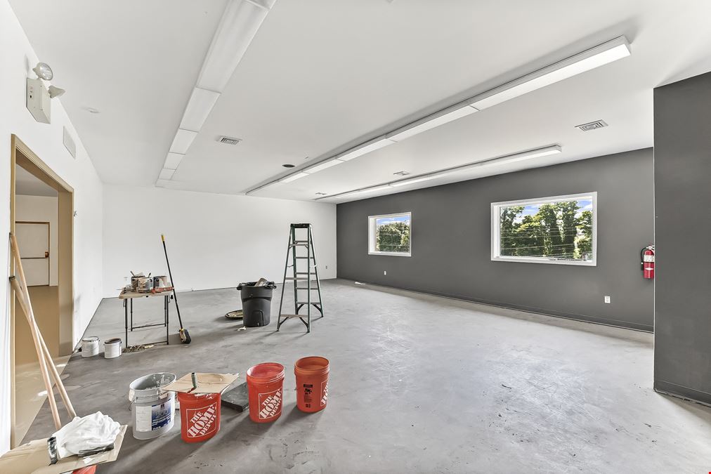 Mixed Use Flex/Res Income Opportunity