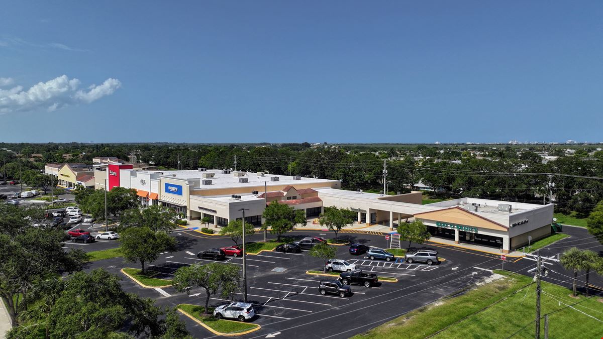 Shoppes of Victoria Square