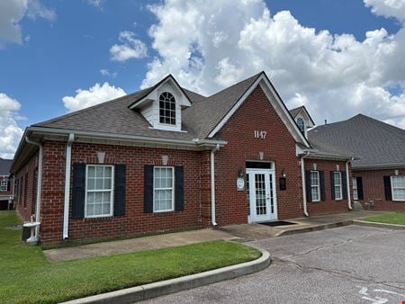 Preview of commercial space at 1147 Cully Road