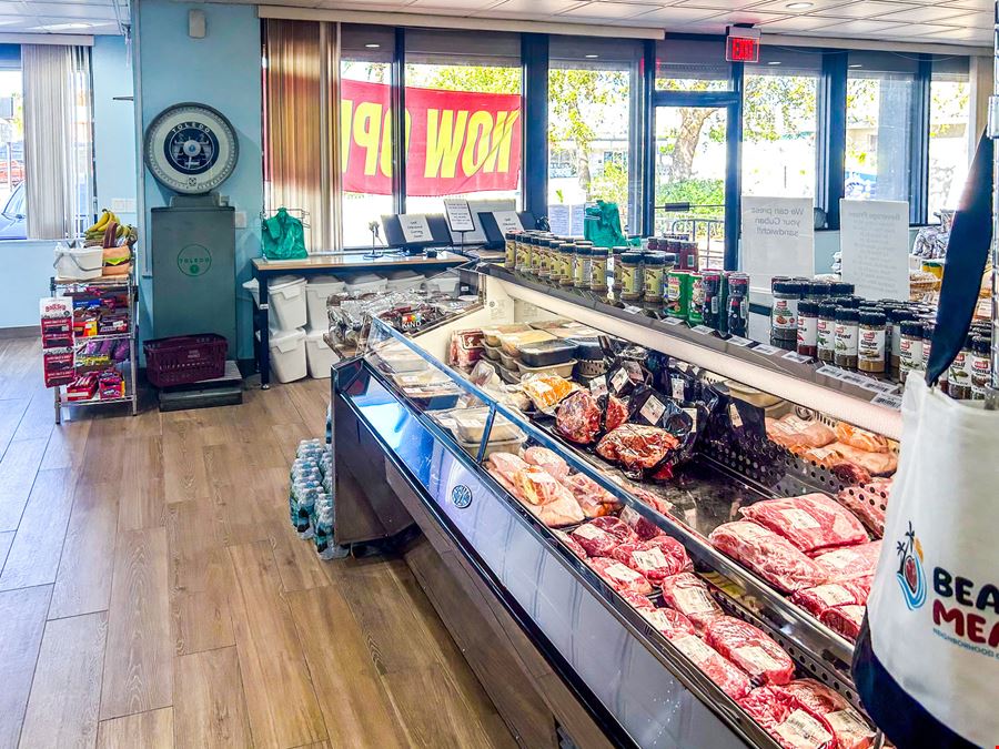 St. Pete Beach Retail / Restaurant-Equipped Building