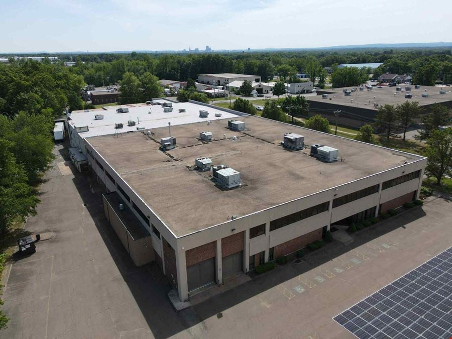 30,000 SF Industrial Space