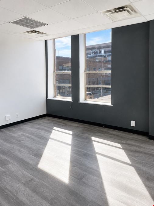 Downtown / Campus Ann Arbor Office/Service For Lease - Michigan Theater Building