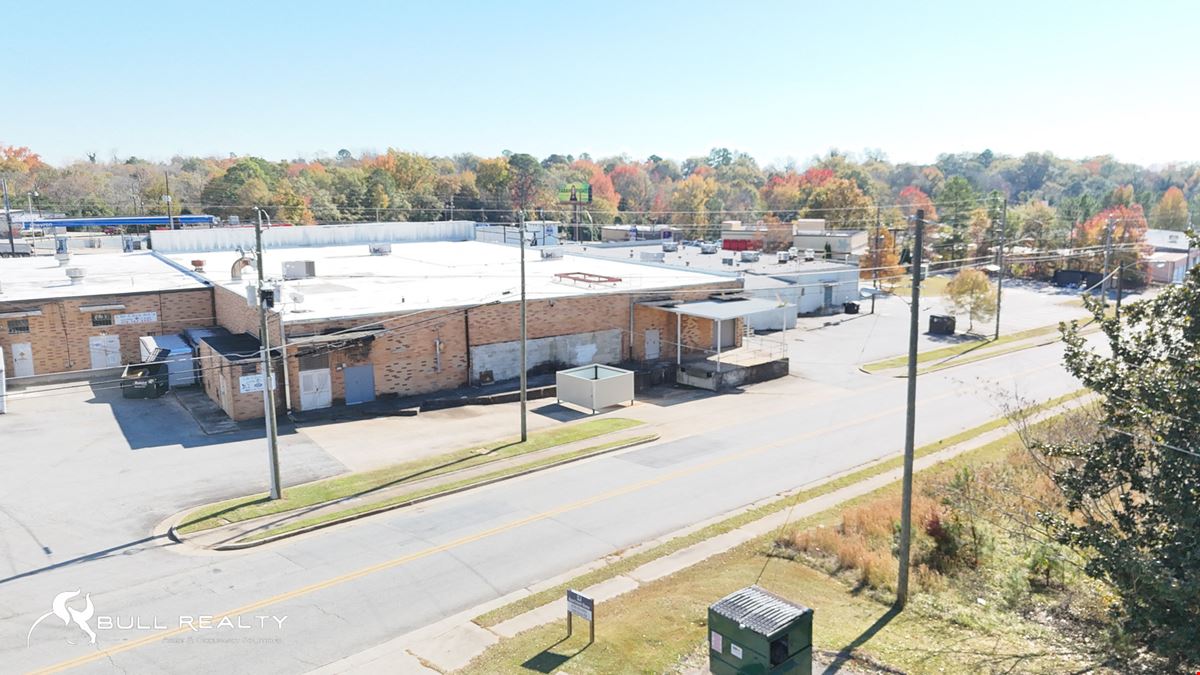 ±16,500 SF Anchor Retail/Flex Space with Dock-High Loading