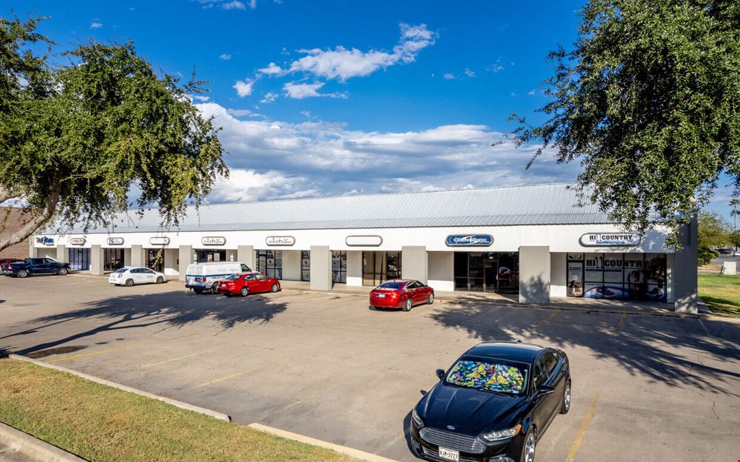 Monaco Plaza- 602 N McColl Rd
