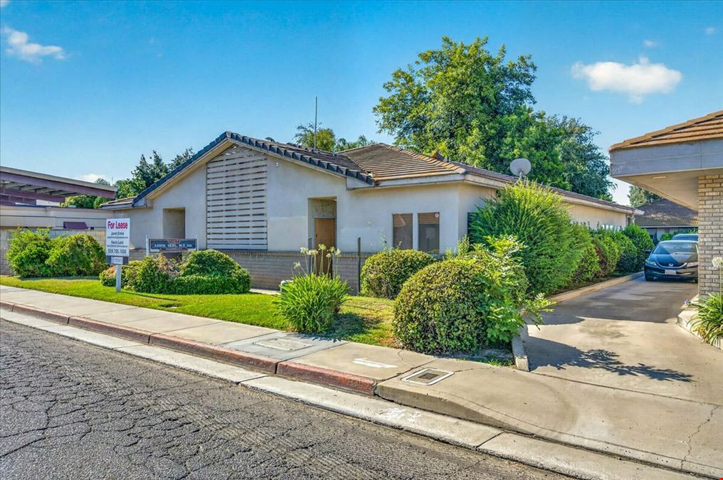 ±1,200 SF Professional First Class Medical Space