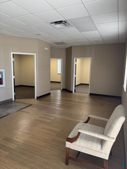 Desirable, Gorgeous Oviedo Office For Sale