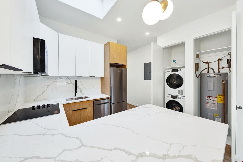 120 East 37th Street