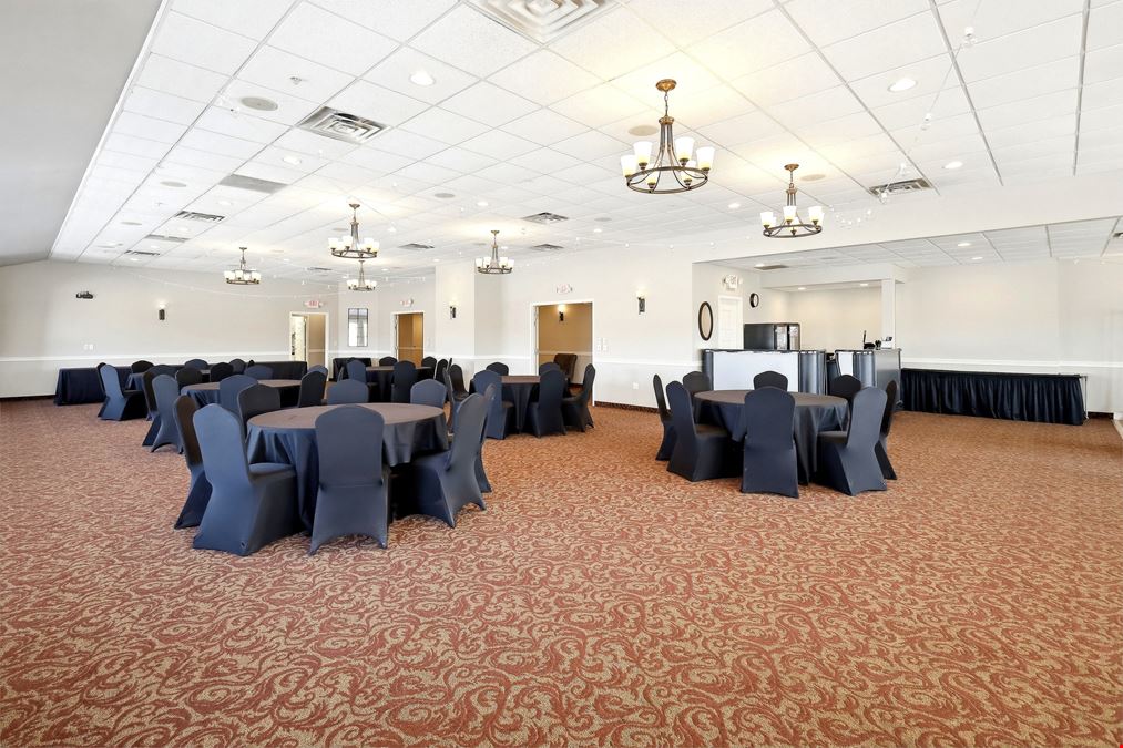 Second floor Retail / Office space on PRIME corner of White Bear Lake shopping & entertainment district!