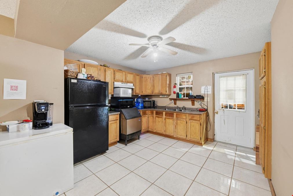 9510 Swafford Rd, Justin, TX