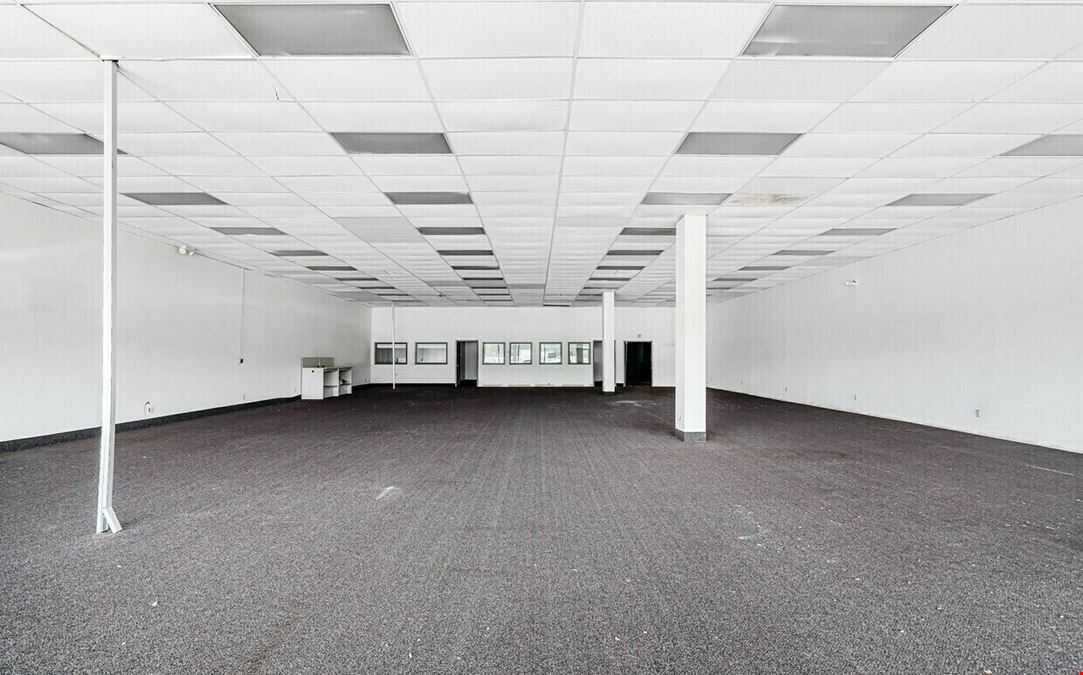 College Hill Shopping Center For Sale