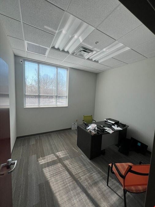 9721 Cogdill Rd (For Lease)