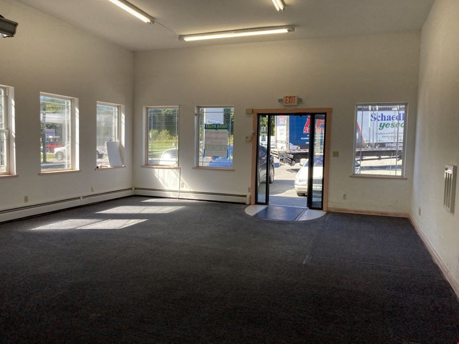 29 Sterling Road Plaza