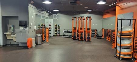 Preview of Retail space for Rent at 20090-21000 S LaGrange Road