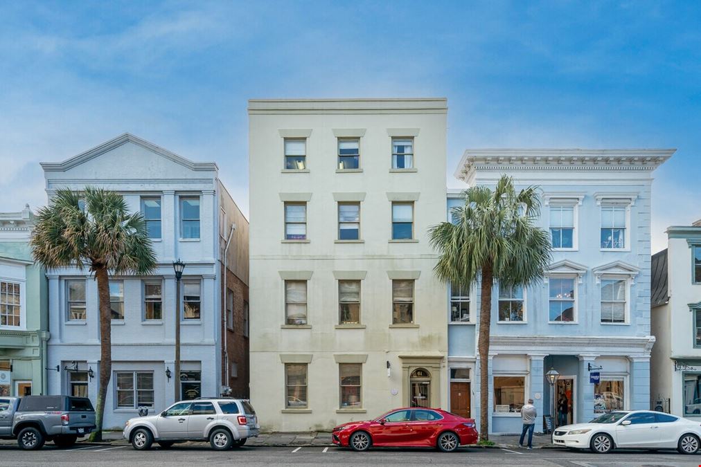 61 Broad St