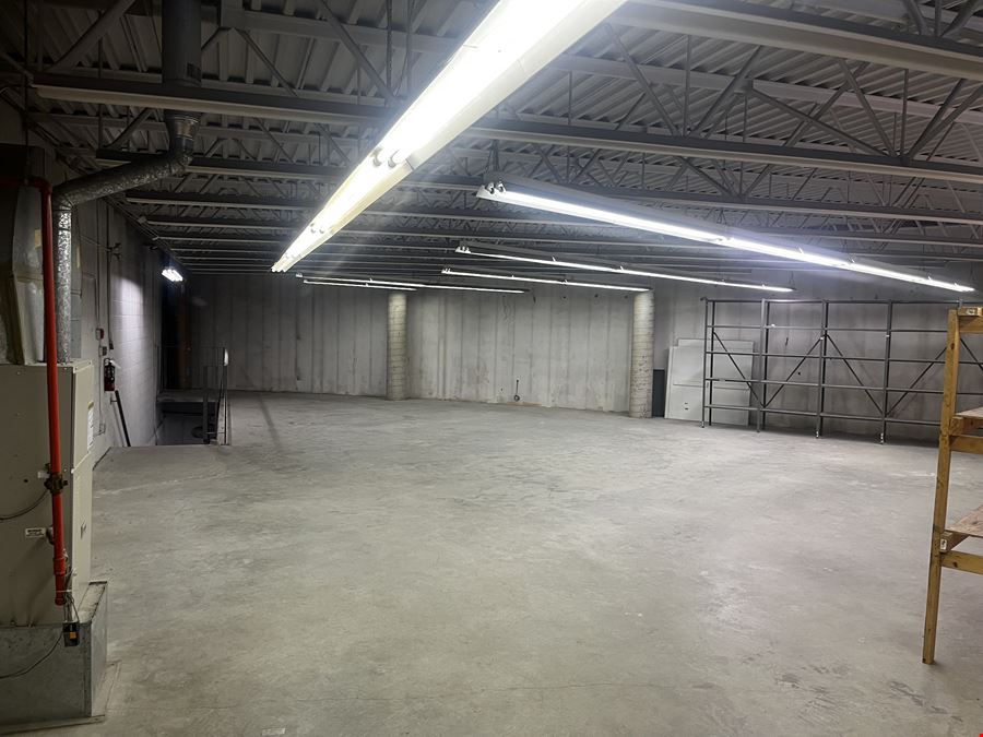 HIGH-EXPOSURE RETAIL/OFFICE SPACE IN WEST EDMONTON