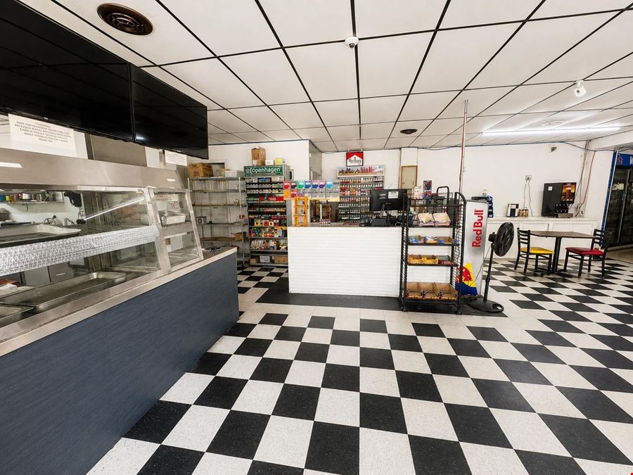 9311 Roanoke Rd