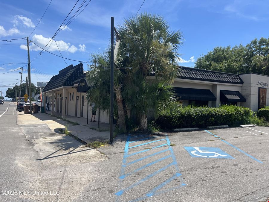 195 N Porter Avenue, Biloxi, MS, 39530