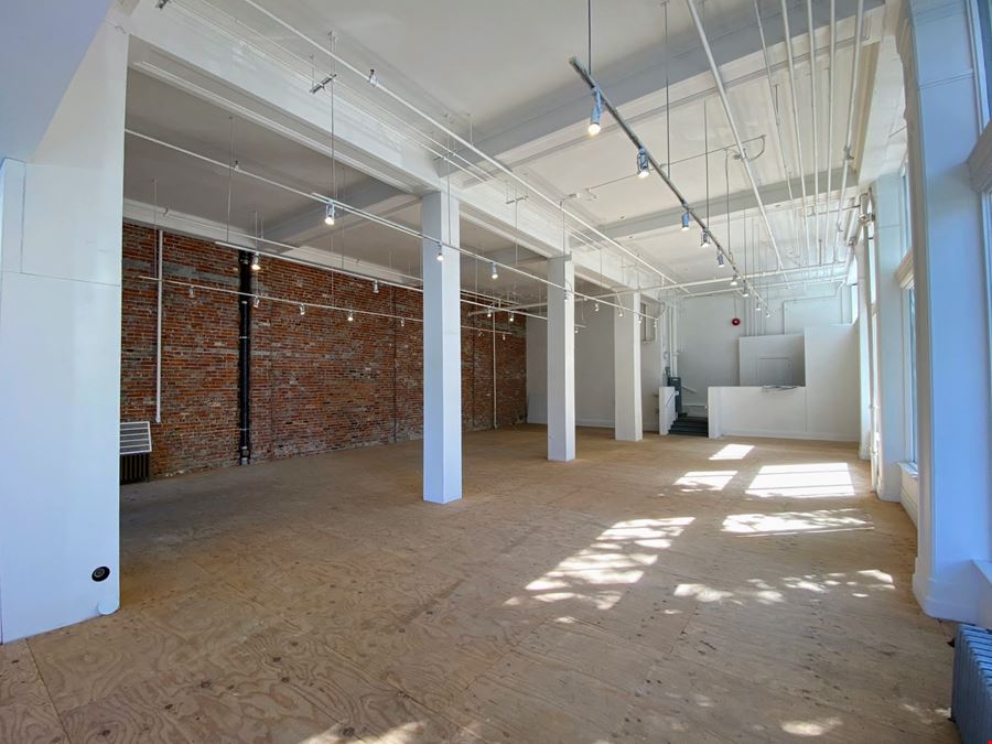  1601 Douglas Street