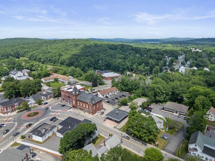 Stand-alone Retail, Office or Restaurant Space for Lease in Merrimac, MA
