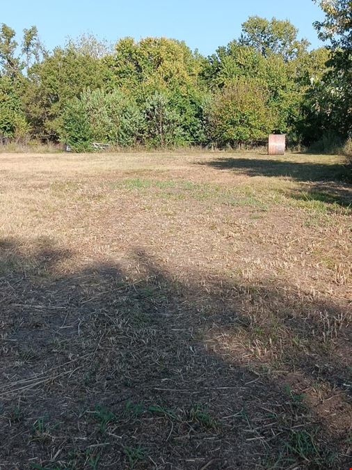 10 Acres of Commercial Land in Neosho, MO