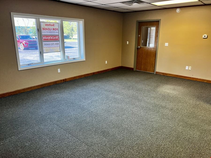 Maple Professional Plaza Office Suite