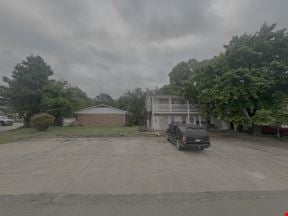 Country Club Apartments