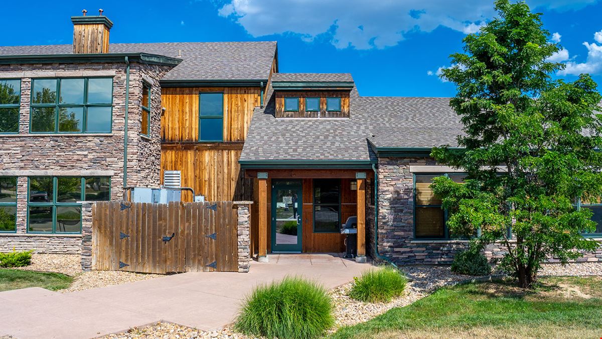 2585 Trailridge Dr E