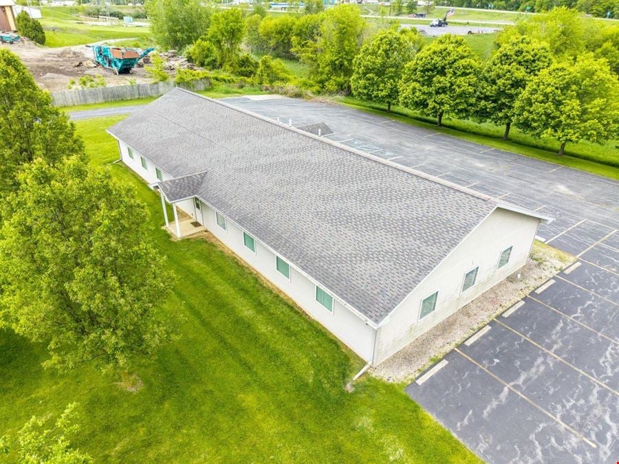 345 N Hetzler Ct