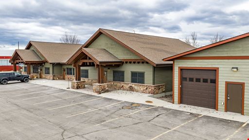 102 Cooperative Way Units B, C, & F