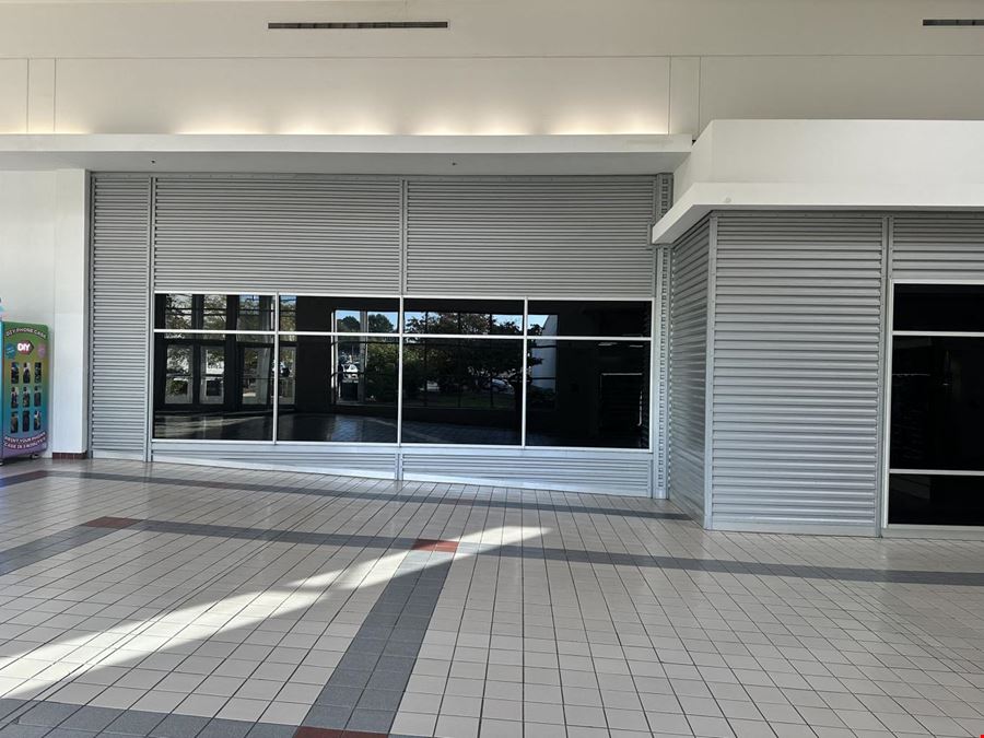 Liberty Tree Mall