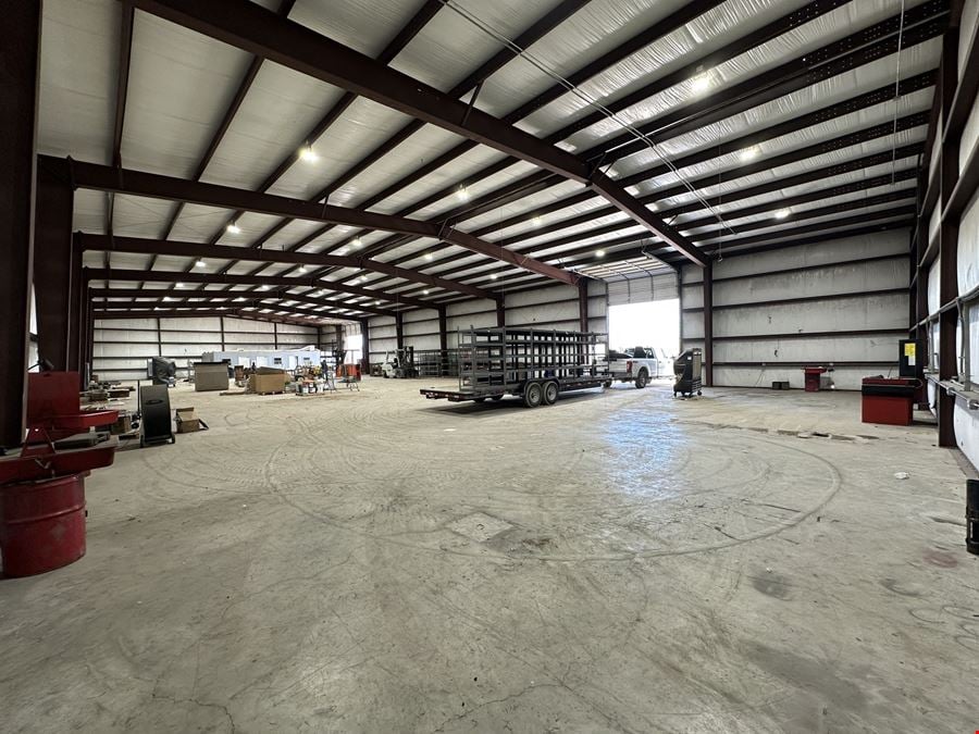 Industrial Sublease With Option to Expand