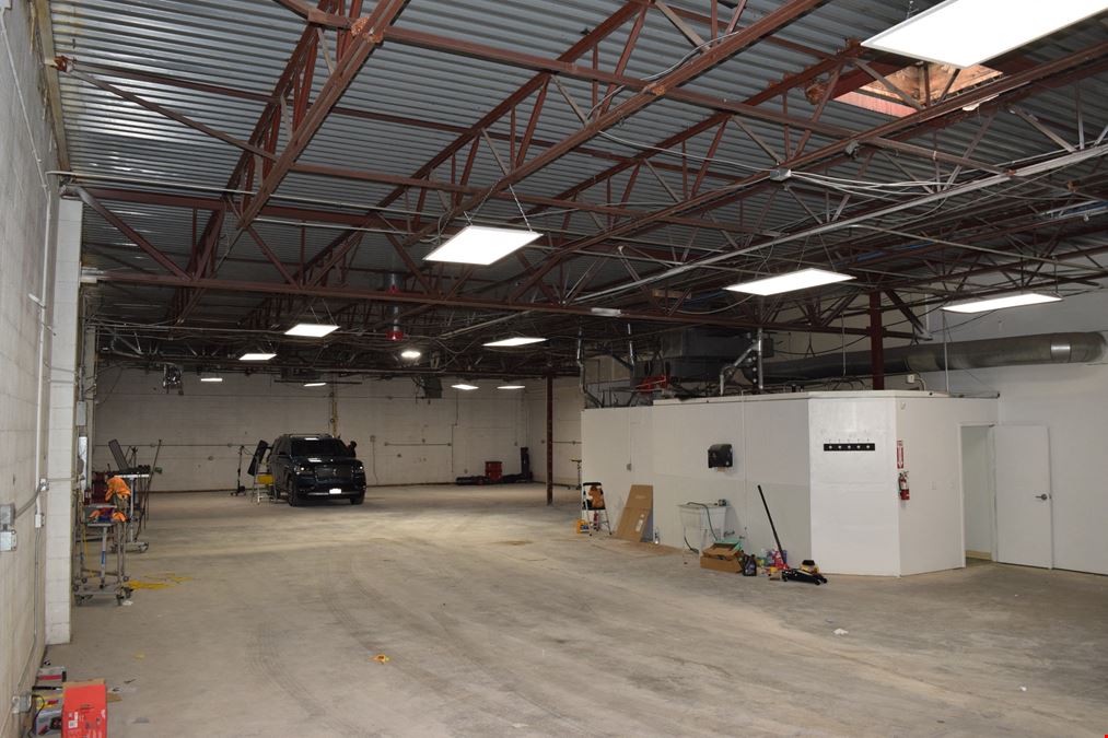 Affordable warehouse unit with HVAC for lease