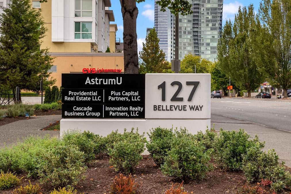 127 Bellevue Way SE